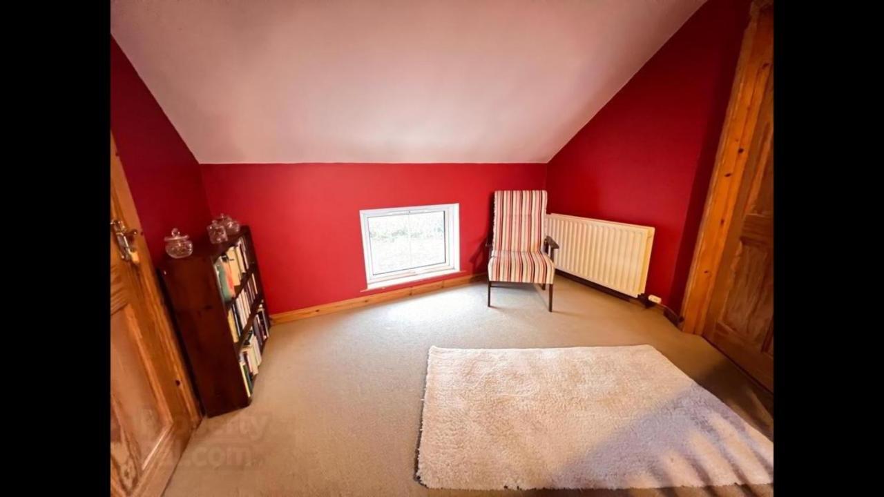 Bed and Breakfast Asdee House Бушмилс Экстерьер фото
